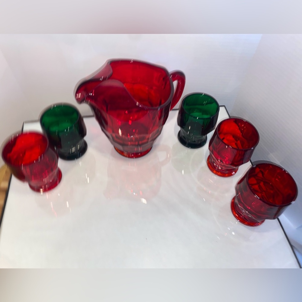 Vintage Georgian Ruby Red Pitcher & 5 Tumbler 3 Red 2 Green - Picture 2 of 4